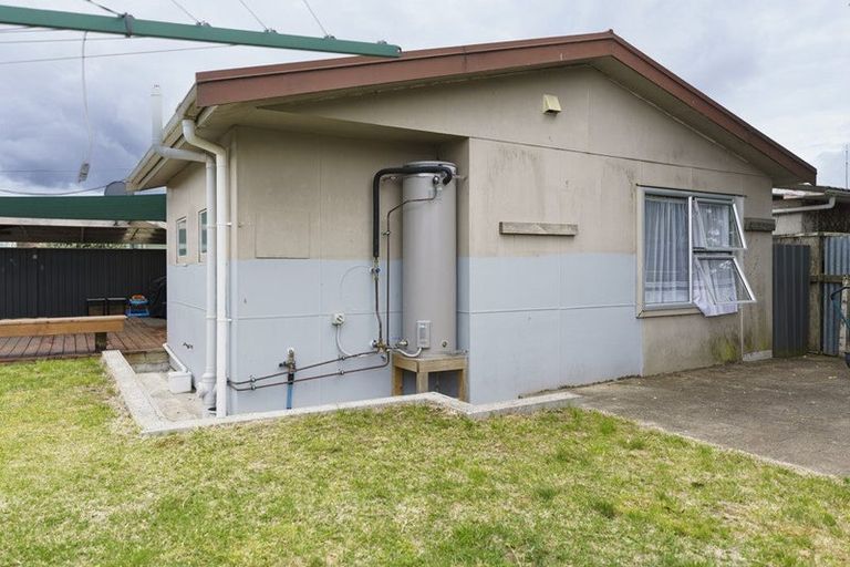 Photo of property in 15 Lorne Crescent, Flaxmere, Hastings, 4120