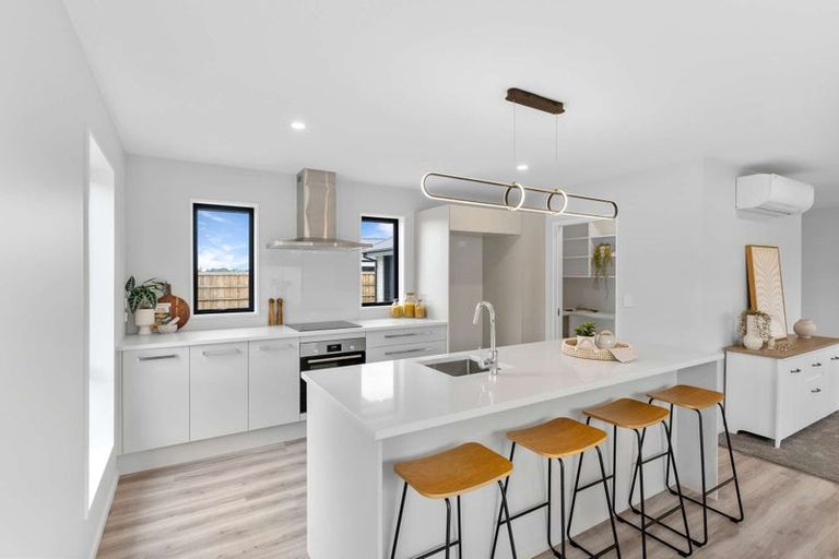 Photo of property in 1 Harrier Place, Amberley, 7410