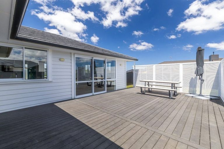 Photo of property in 28 George Street, Bulls, 4818