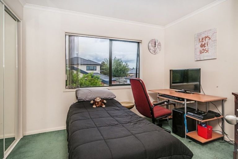 Photo of property in 41 Kellaway Drive, East Tamaki, Auckland, 2013