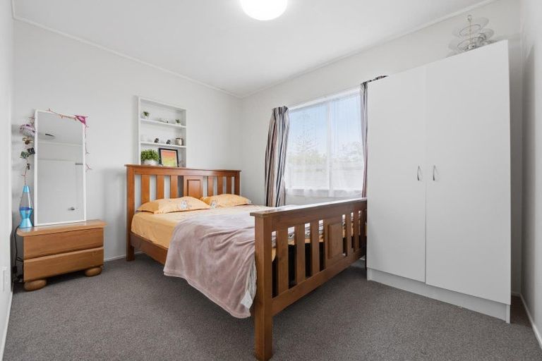 Photo of property in 1/117 Rosier Road, Glen Eden, Auckland, 0602