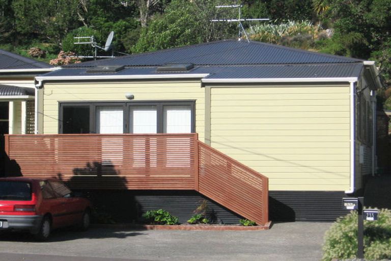 Photo of property in 233 Ohiro Road, Brooklyn, Wellington, 6021