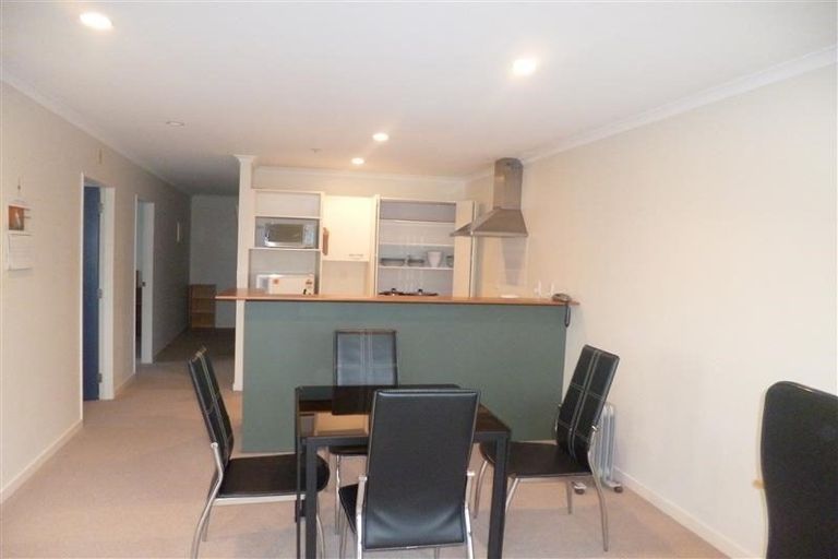 Photo of property in Terrace Heights Apartments, 14c/163 The Terrace, Wellington Central, Wellington, 6011