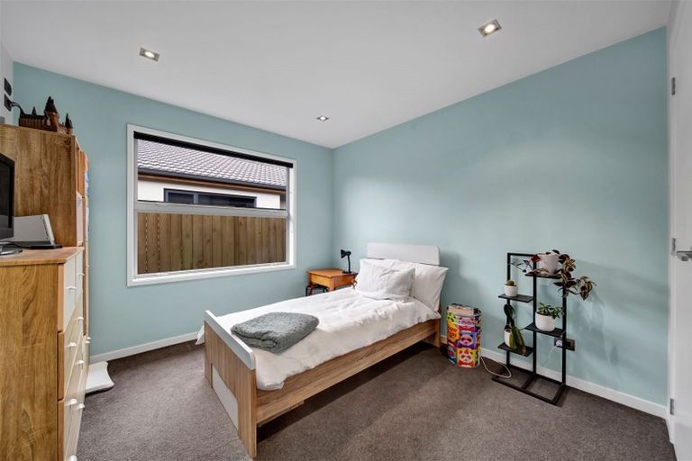 Photo of property in 15 Marlin Terrace, Bell Block, New Plymouth, 4312