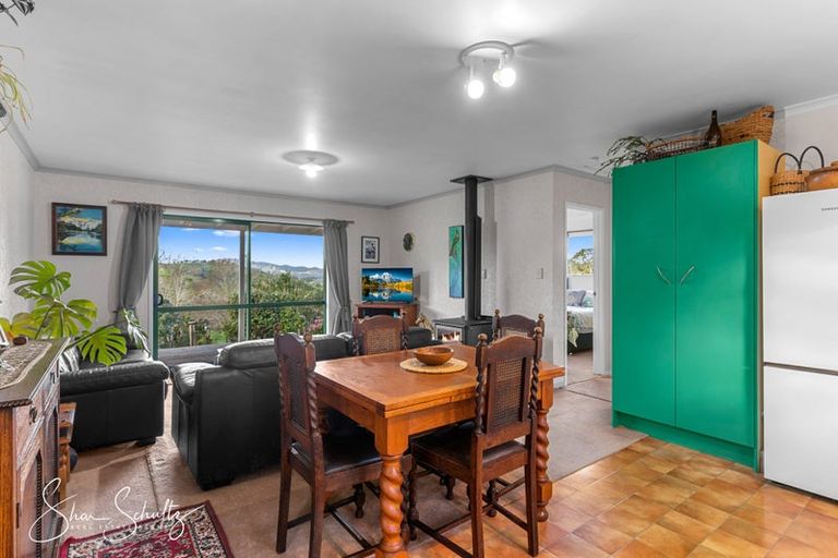 Photo of property in 105 Gorge Road, Maungaturoto, 0520