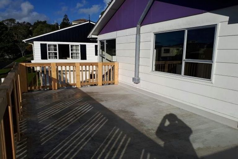 Photo of property in 2 Rajkot Terrace, Broadmeadows, Wellington, 6035