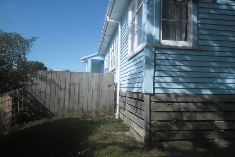 Photo of property in 10 Matatiro Street, Titahi Bay, Porirua, 5022