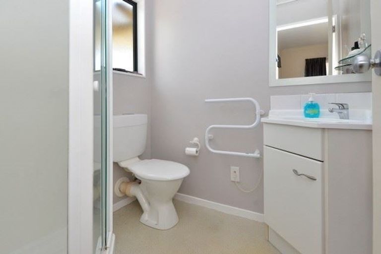 Photo of property in 51 Carisbrook Crescent, Papakura, 2110