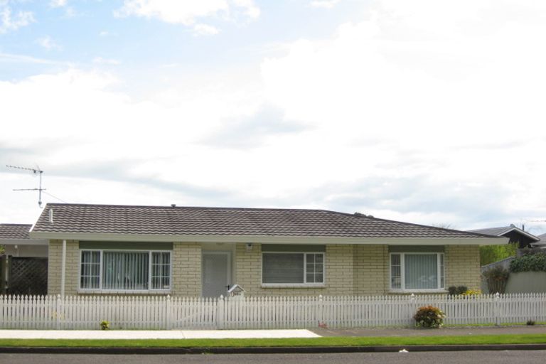 Photo of property in 90a Cutfield Road, New Plymouth, 4310