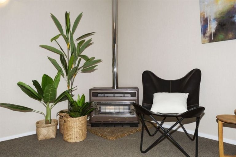 Photo of property in 166a West Street, Feilding, 4702