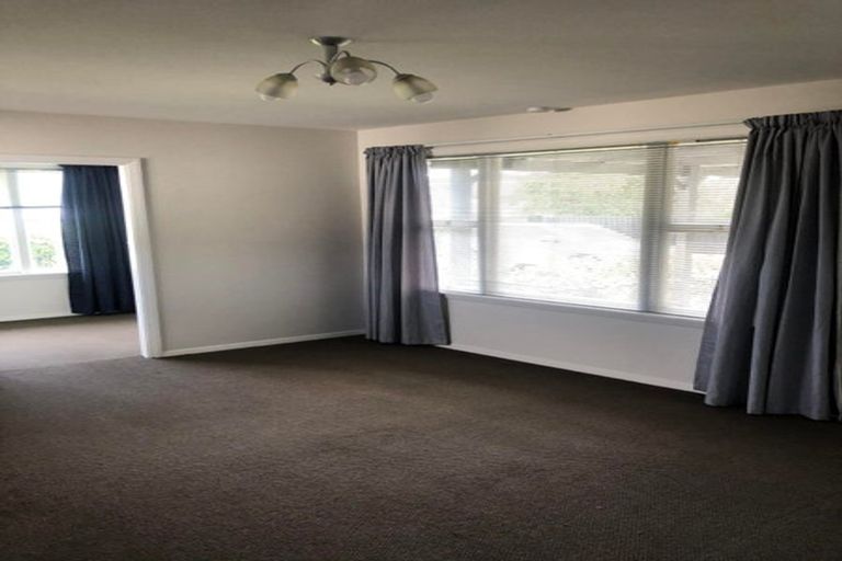 Photo of property in 10a Epsom Road, Sockburn, Christchurch, 8042