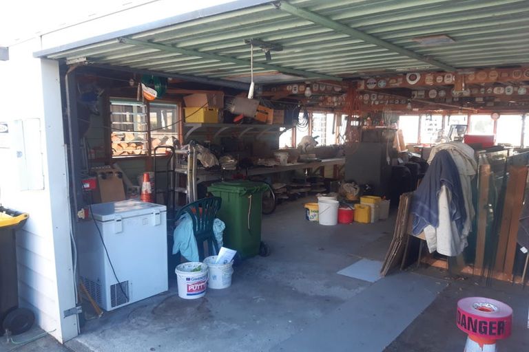 Photo of property in 54 York Street, Picton, 7220