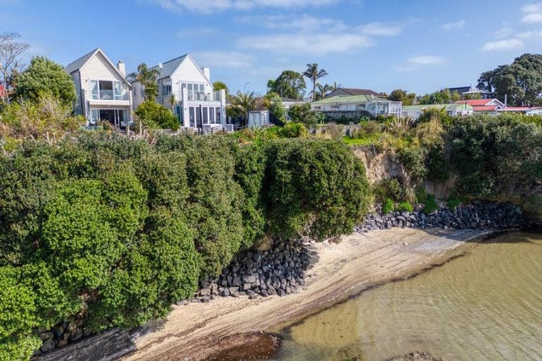 Photo of property in 7a Torkar Road, Clarks Beach, 2122