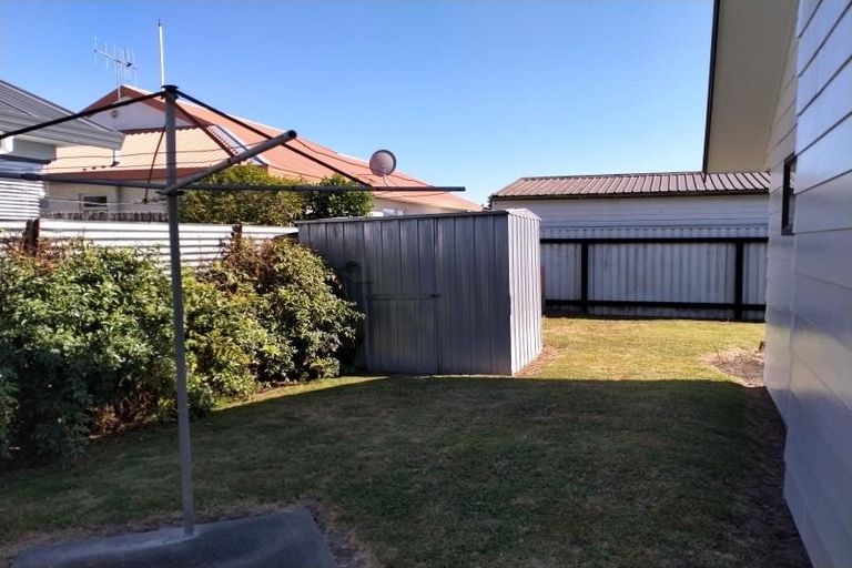 Photo of property in 2/12 Beveridge Place, Greenmeadows, Napier, 4112