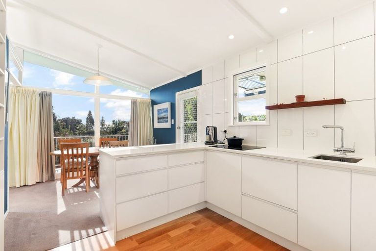 Photo of property in 2 Highfield Place, Lynmore, Rotorua, 3010