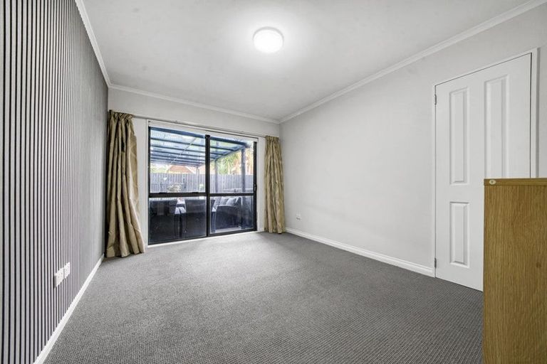 Photo of property in 20 Gairloch Place, Wattle Downs, Auckland, 2103