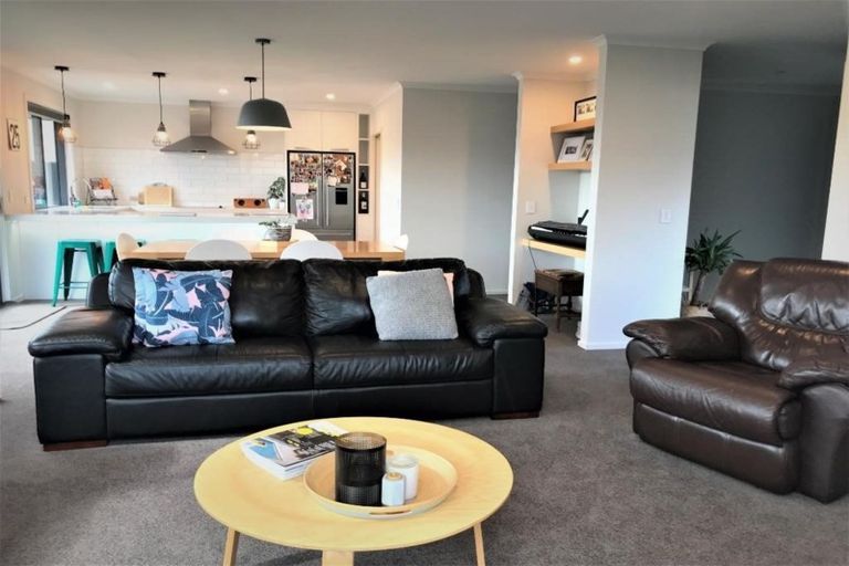 Photo of property in 25 Stowell Drive, Cromwell, 9310