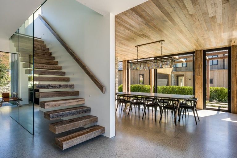 Photo of property in 13 Theodore Court, Wanaka, 9305