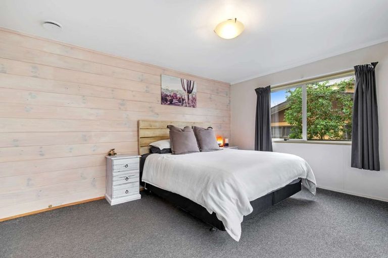 Photo of property in 56 Blomfield Street, Pukehangi, Rotorua, 3015