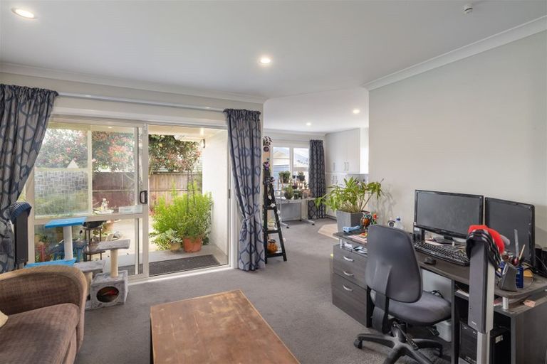 Photo of property in 65 Charles Street, Waltham, Christchurch, 8011