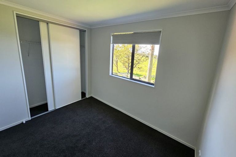Photo of property in 10 Leigh Road, Leigh, 0985