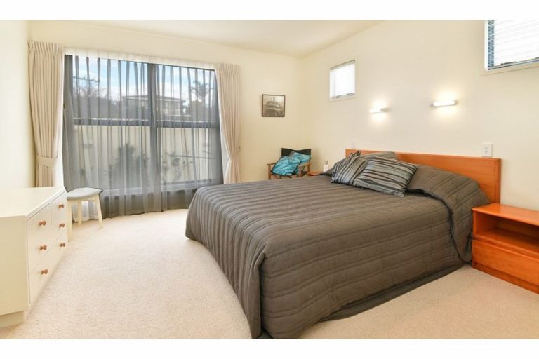 Photo of property in 59 Pacific Parade, Army Bay, Whangaparaoa, 0930