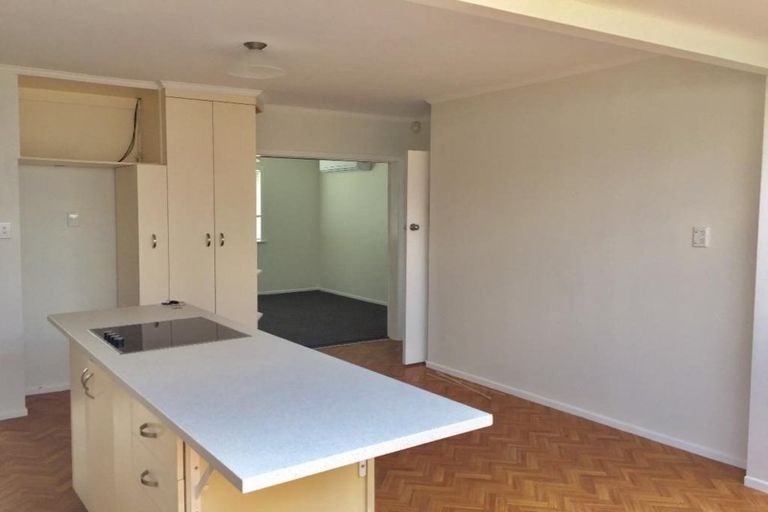 Photo of property in 51 Cargill Street, Papakura, 2110