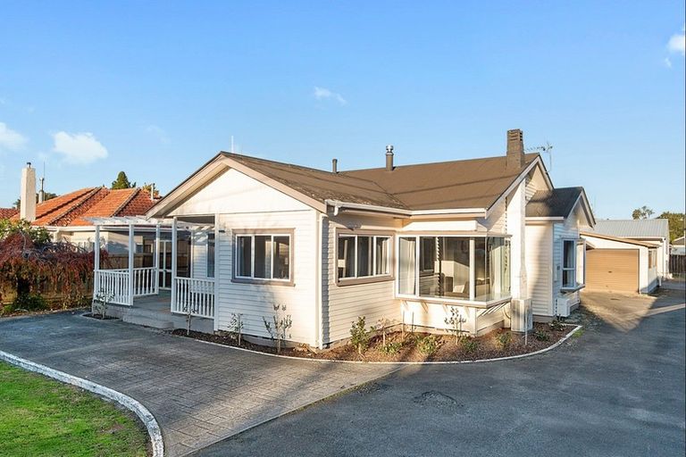 Photo of property in 11 Windsor Road, Maeroa, Hamilton, 3200