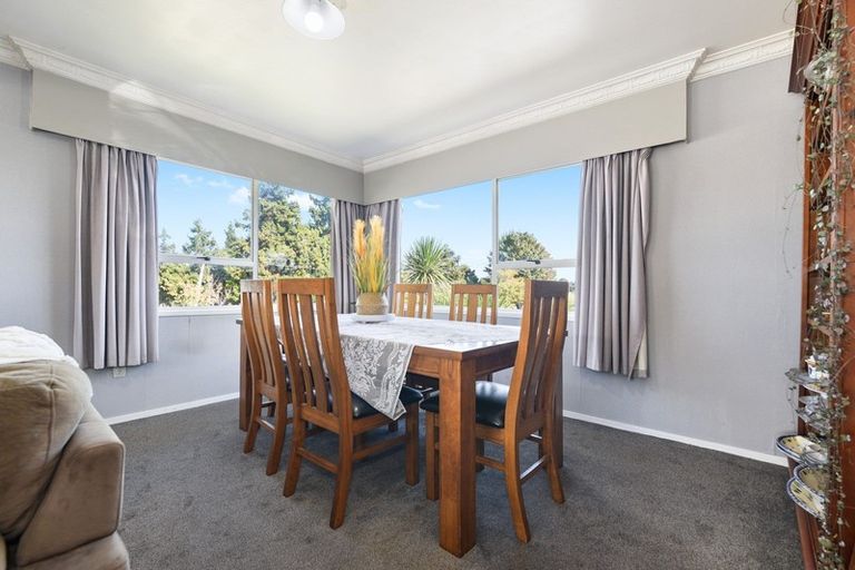 Photo of property in 4 Sandleigh Road, Hamilton Lake, Hamilton, 3204
