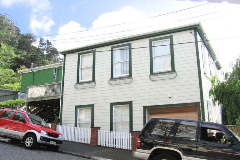 Photo of property in 18 George Street, Thorndon, Wellington, 6011