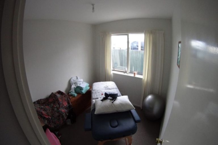 Photo of property in 114a Pine Avenue, South New Brighton, Christchurch, 8062