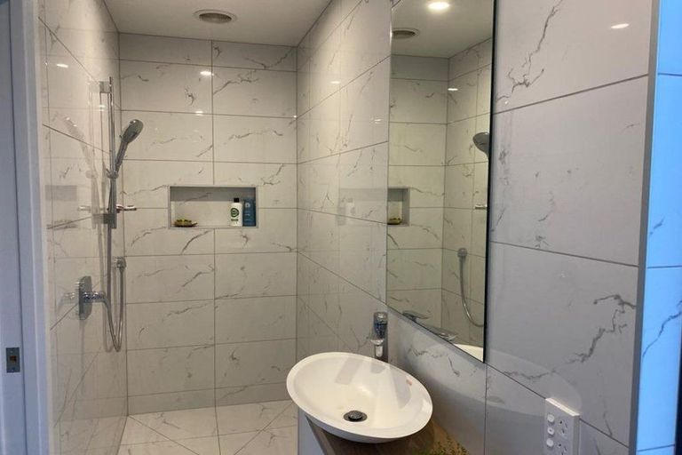 Photo of property in 28 Naylor Street, Clyde, 9330