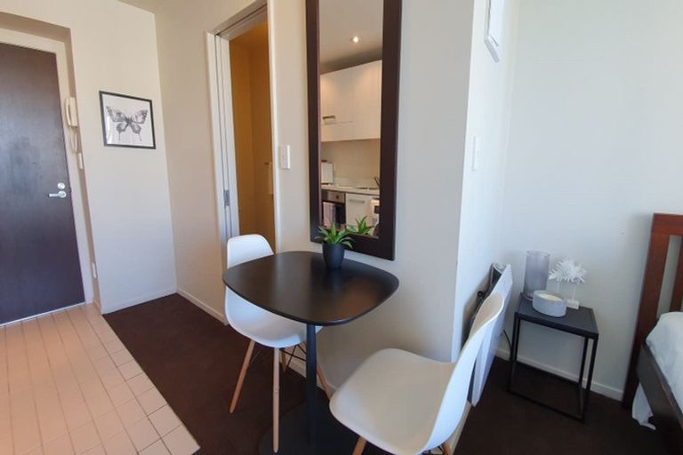 Photo of property in The Quadrant Apartments, 822/10 Waterloo Quadrant, Auckland Central, Auckland, 1010