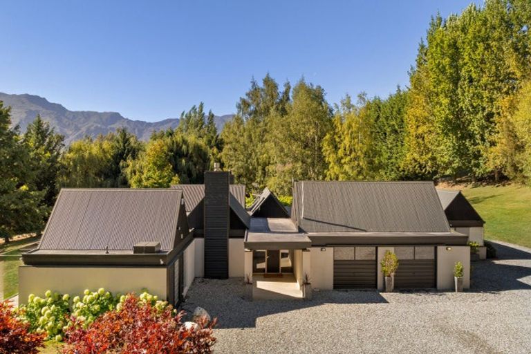 Photo of property in 208 Lower Shotover Road, Speargrass Flat, Queenstown, 9371