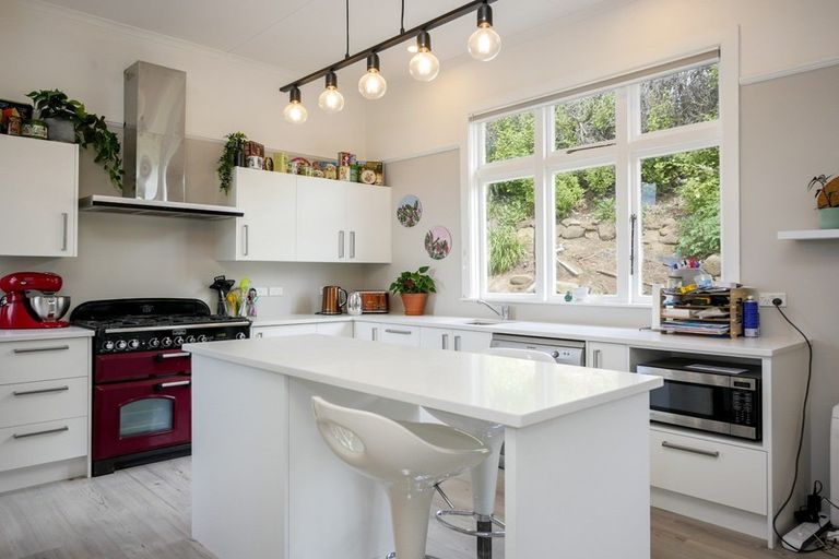 Photo of property in 19 Ryehill Street, Calton Hill, Dunedin, 9012