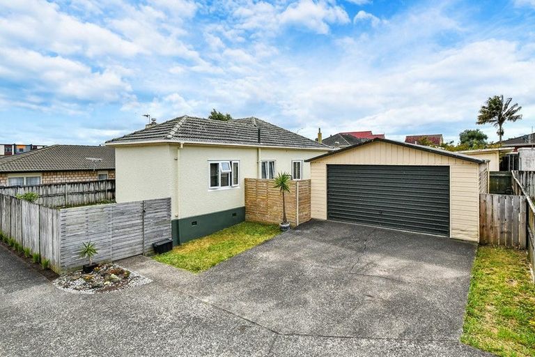Photo of property in 77b Coronation Road, Papatoetoe, Auckland, 2025