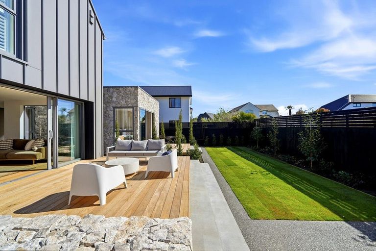 Photo of property in 183a Weston Road, St Albans, Christchurch, 8052