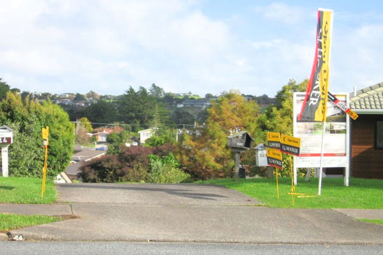 Photo of property in 22 Bay Vista Drive, Red Beach, 0932