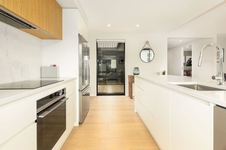 Photo of property in 35 Titoki Road, Waikanae Beach, 5036