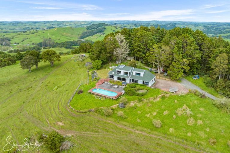 Photo of property in 338a Wairere Road, Paparoa, 0571
