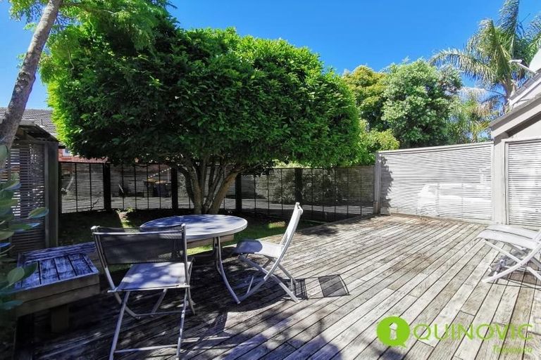 Photo of property in 2/8 Nile Road, Milford, Auckland, 0620