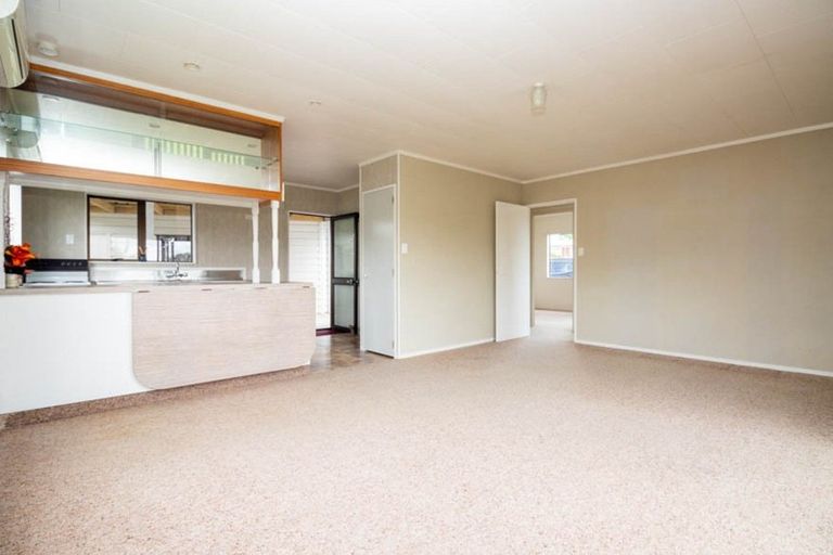 Photo of property in 17 Waimarei Avenue, Paeroa, 3600