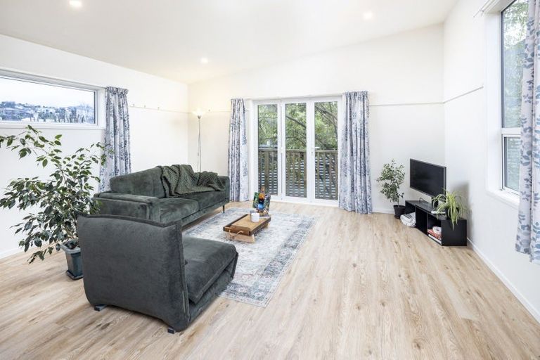 Photo of property in 10 Aitken Place, Mornington, Dunedin, 9011