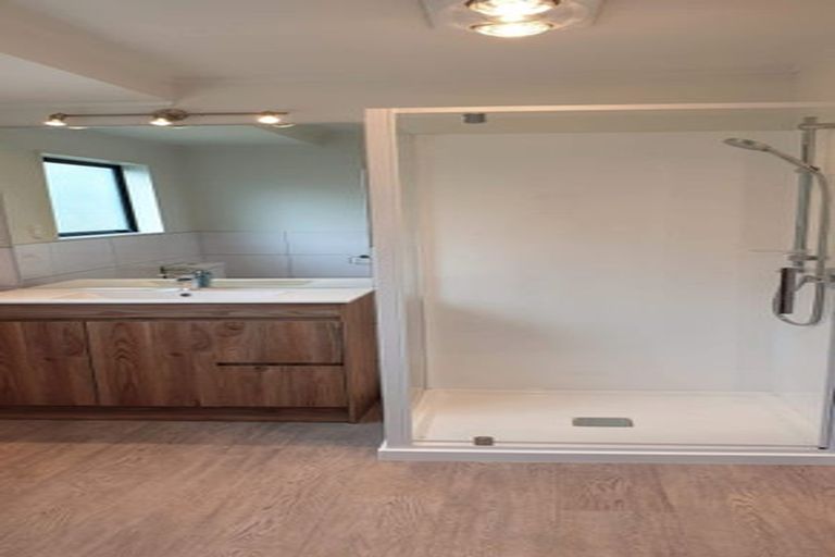 Photo of property in 56 Marellen Drive, Red Beach, 0932