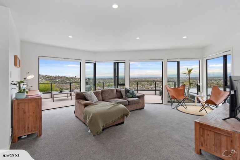 Photo of property in 1/8 Lookaway Place, Huntsbury, Christchurch, 8022