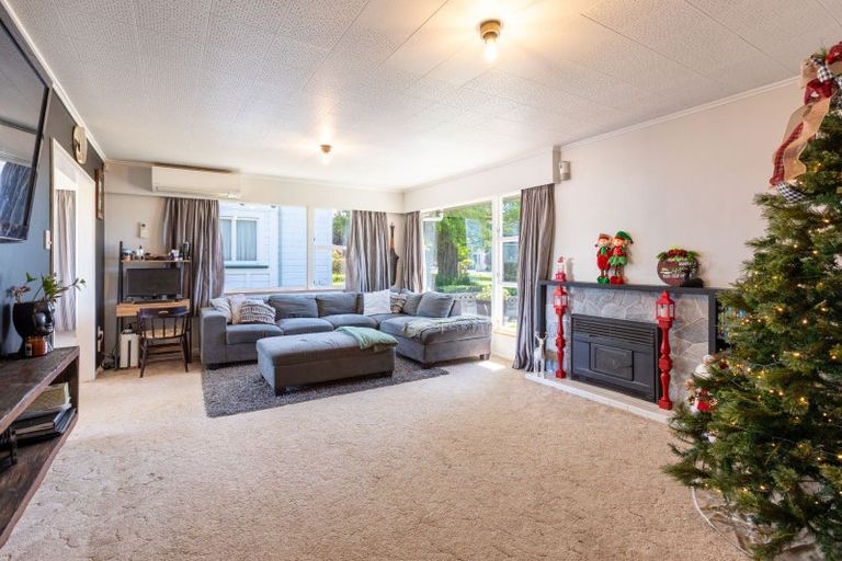 Photo of property in 25 Victoria Avenue, Dannevirke, 4930