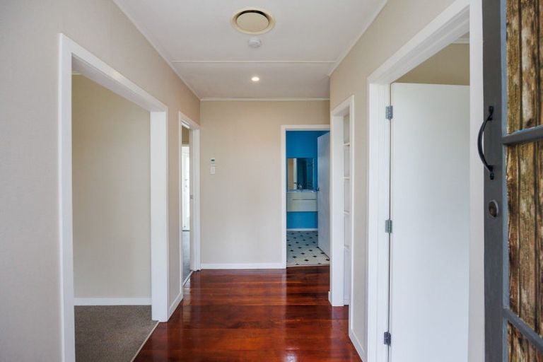 Photo of property in 32 Keeling Street, West End, Palmerston North, 4412