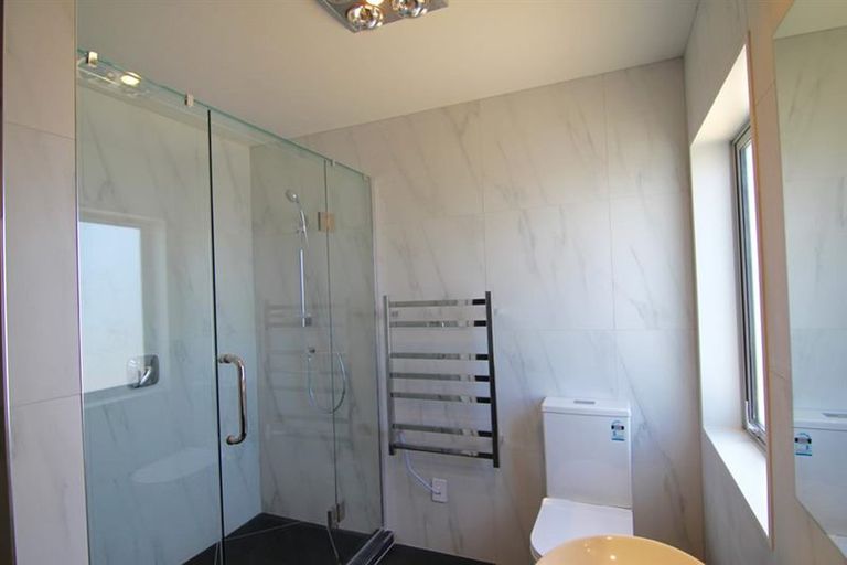 Photo of property in 32 Remuremu Street, Long Bay, Auckland, 0630