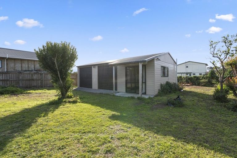 Photo of property in 74 Atkinson Avenue, Otaki Beach, Otaki, 5512