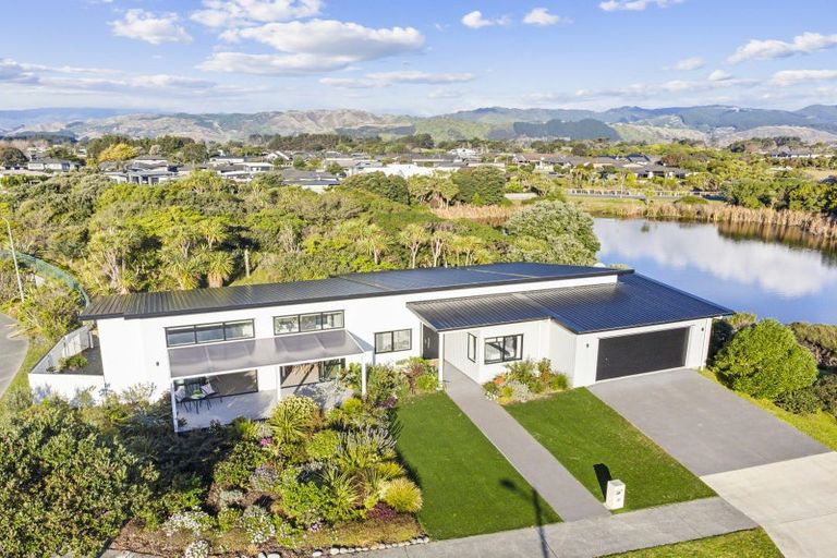 Photo of property in 12 Takahe Drive, Paraparaumu Beach, Paraparaumu, 5032